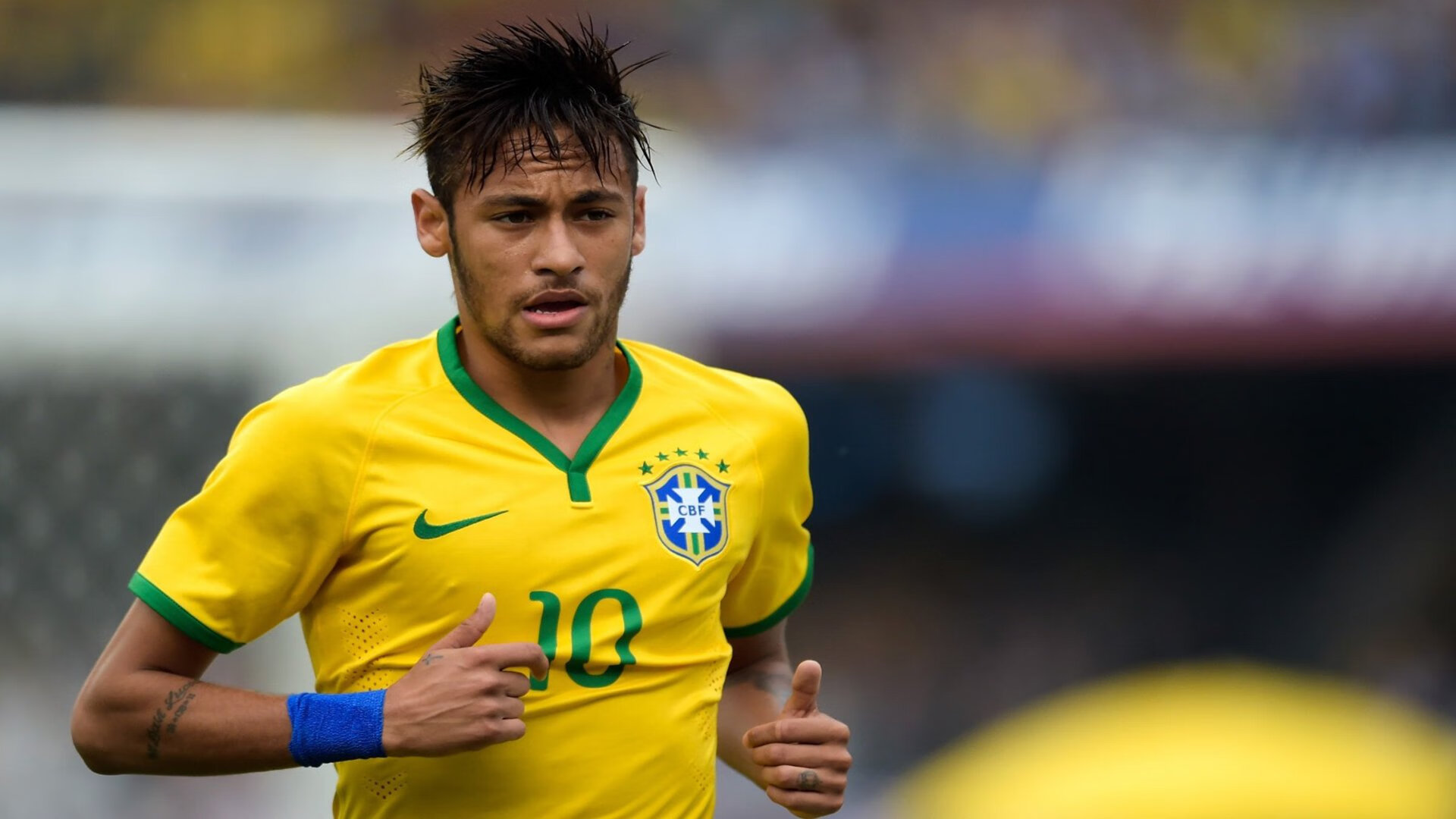 拜仁的高位逼抢太恐怖,对手根本喘不过气,拜仁高档是谁